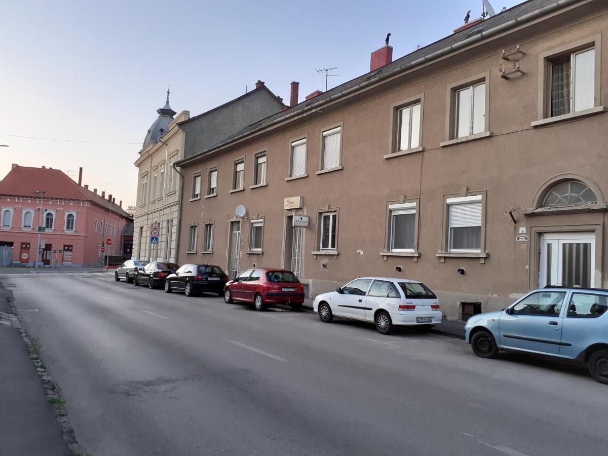 Monika Apartman Тапольца Экстерьер фото