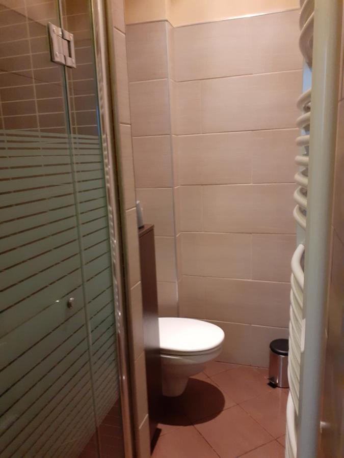 Monika Apartman Тапольца Экстерьер фото